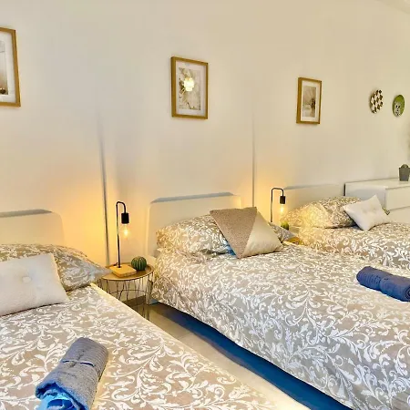 Apartment Spacious Modern With Patio *